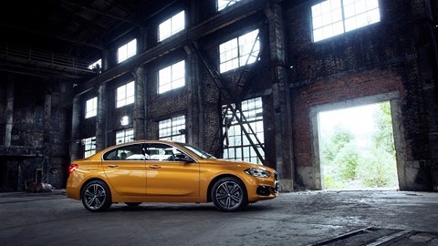 BMW trình làng sedan cỡ nhỏ 1-series với nhiều trang bị cao cấp