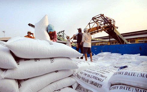 Bộ Công thương bãi bỏ hàng loạt quy định khống chế xuất khẩu gạo