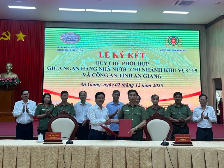An Giang: Ký kết Kế hoạch phối hợp công tác bảo đảm an ninh, trật tự và lĩnh vực tiền tệ, ngân hàng