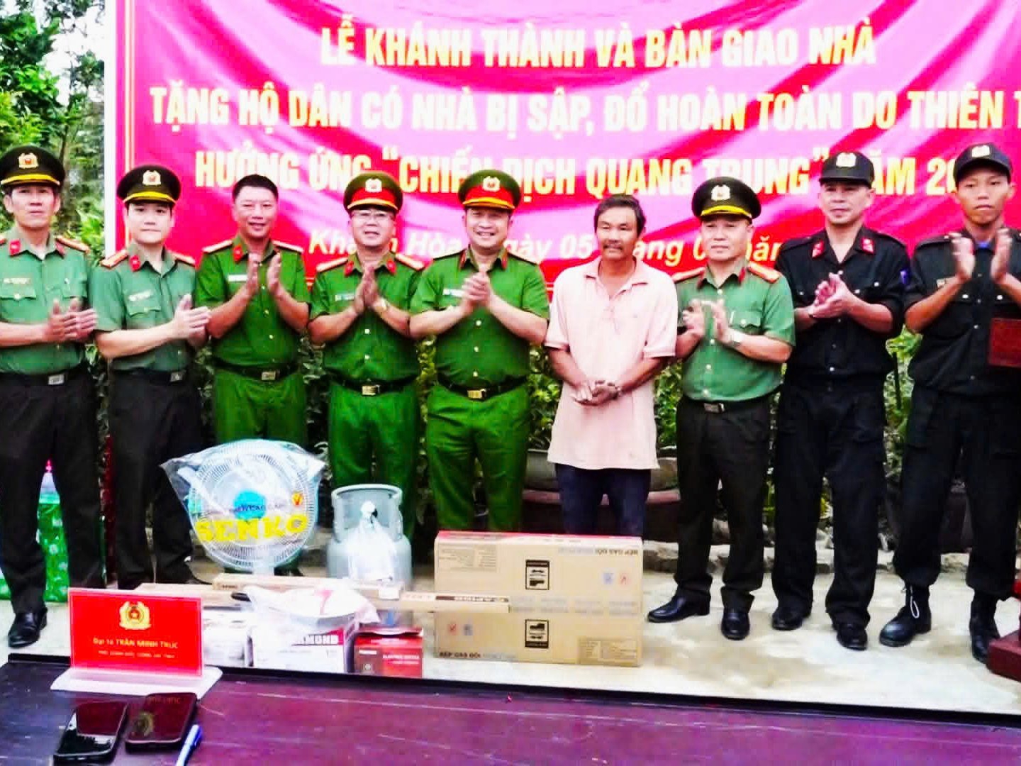 Công an Khánh Hoà: Bàn giao 4 căn nhà mới trong “Chiến dịch Quang Trung”