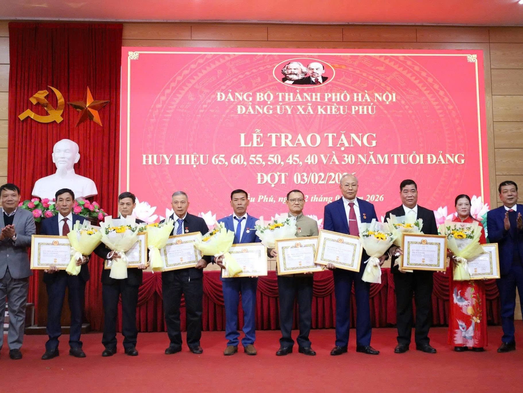 Đảng ủy xã Kiều Phú tổ chức Lễ trao tặng Huy hiệu Đảng đợt 3/2/2026