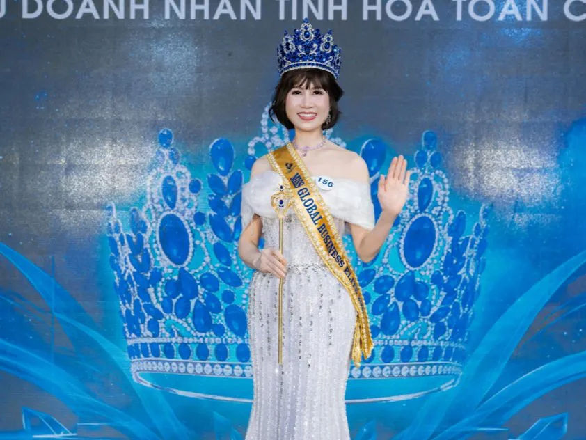 Doanh nhân Trương Thị Thu Huyền đăng quang Hoa hậu Doanh nhân Tinh hoa Toàn cầu 2026