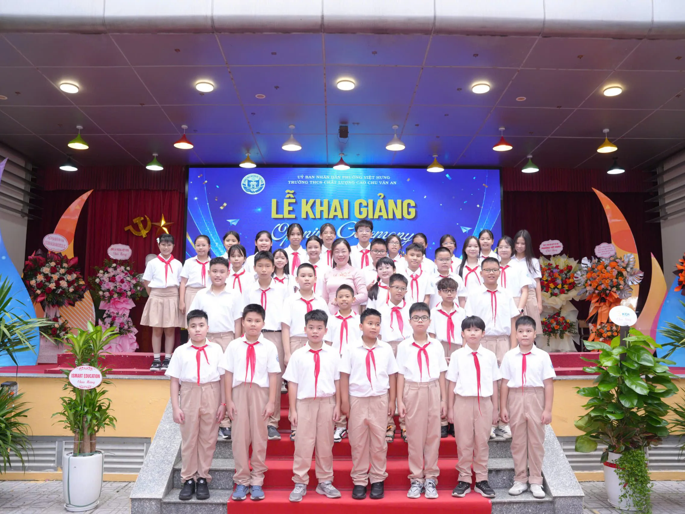 Dưới mái trường THCS Chu Văn An, ước mơ bắt đầu từ yêu thương