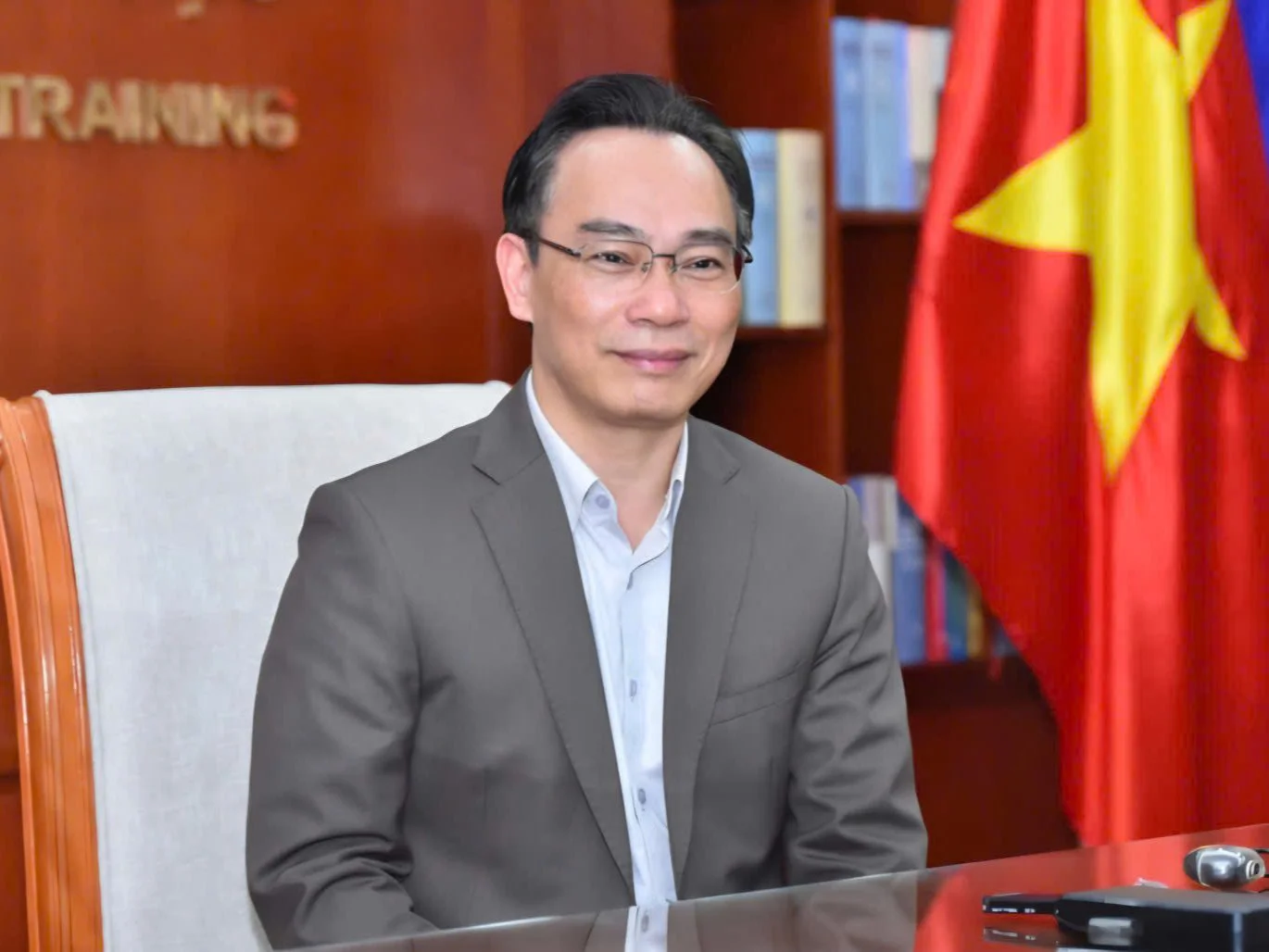 Giám đốc Đại học Quốc gia Hà Nội được giao Quyền Bộ trưởng Bộ Giáo dục và Đào tạo