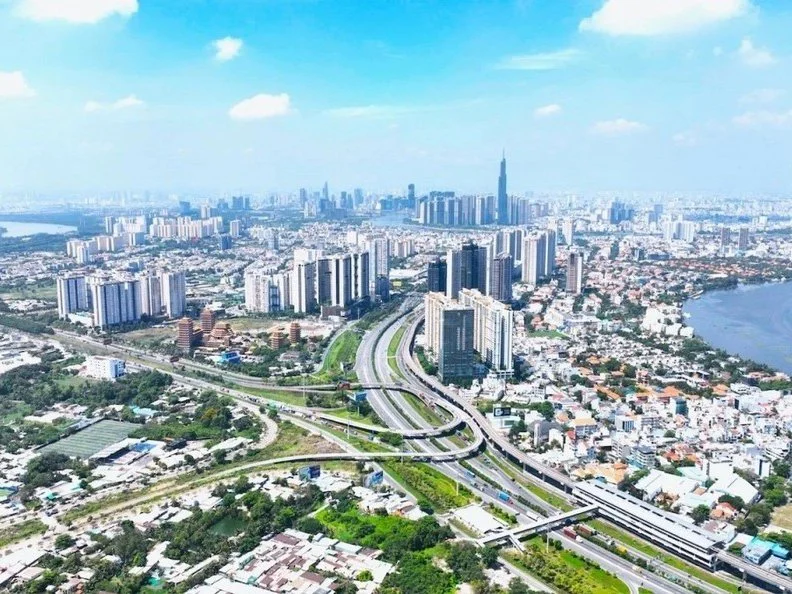 Gỡ điểm nghẽn thể chế: Điều kiện tiên quyết cho mục tiêu tăng trưởng hai con số