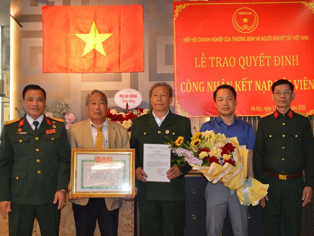Kết nạp hội viên Hiệp hội doanh nghiệp của TB và NKT  Việt Nam