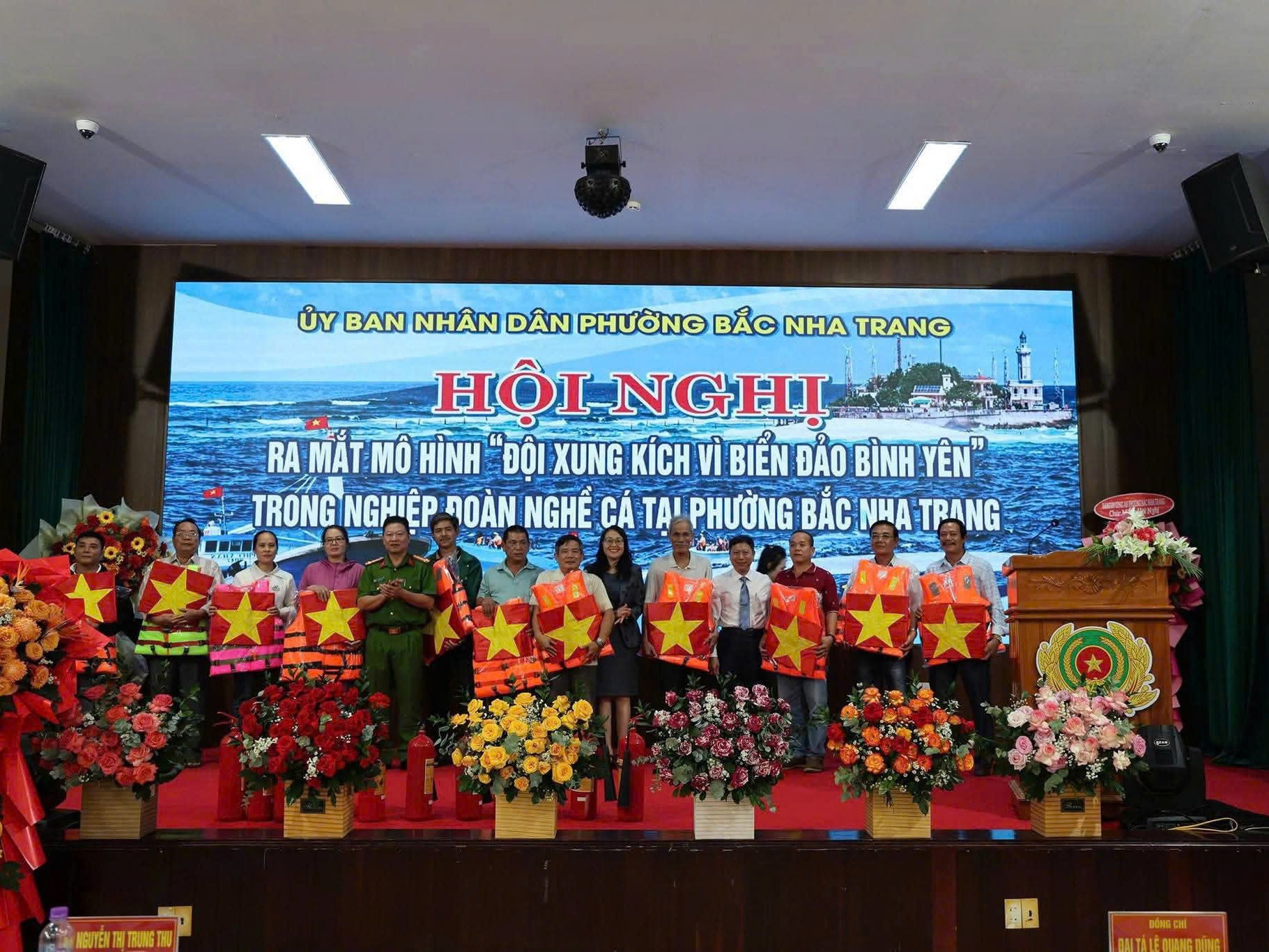 Khánh Hoà: Lần đầu tiên ra mắt mô hình “Đội xung kích vì biển đảo bình yên” 