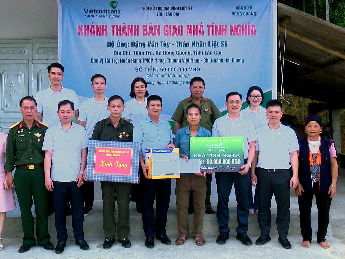 Khánh thành bàn giao nhà ở cho thân nhân liệt sỹ