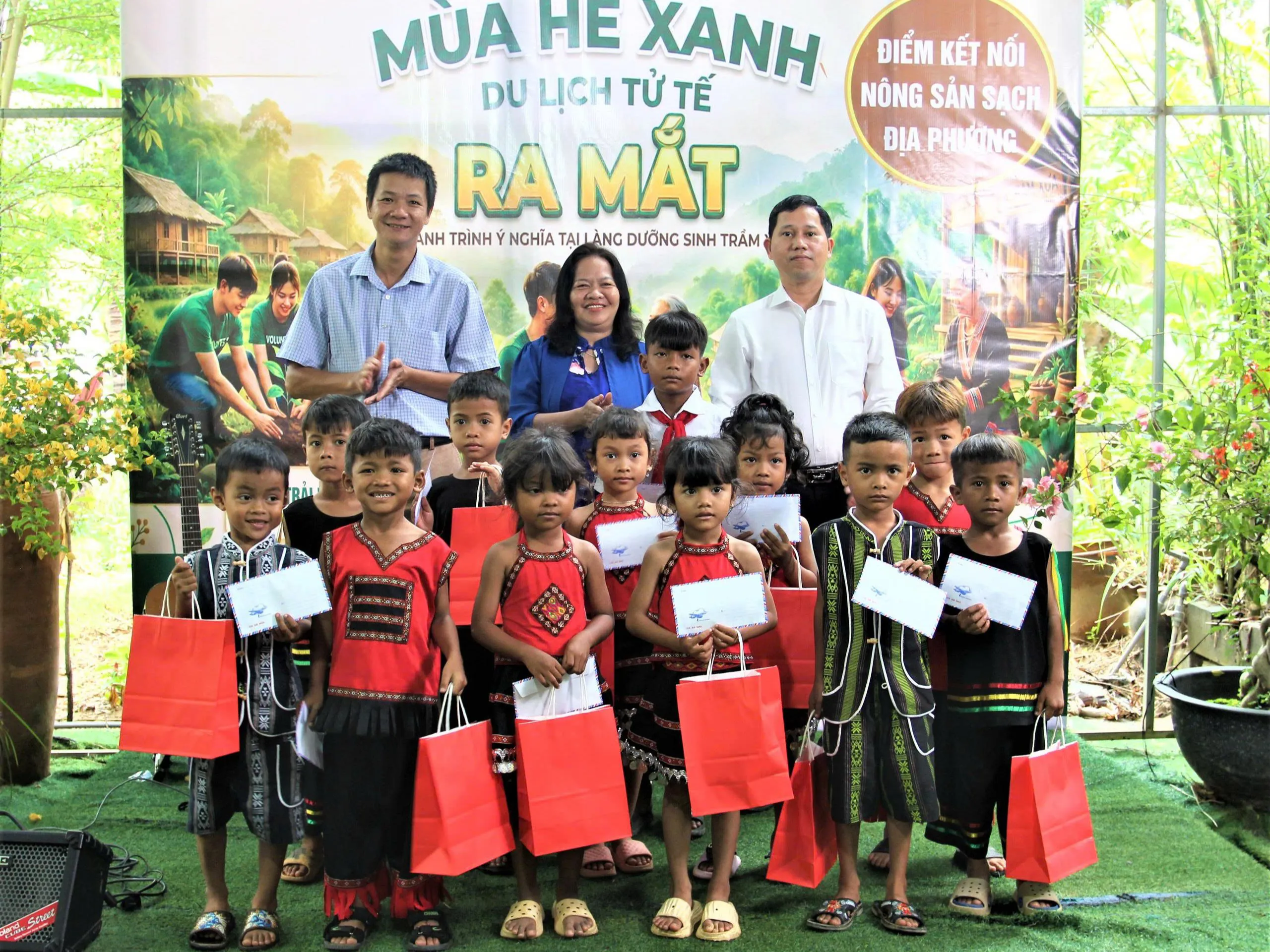 Khánh Vĩnh khai trương mô hình không gian nông sản sạch