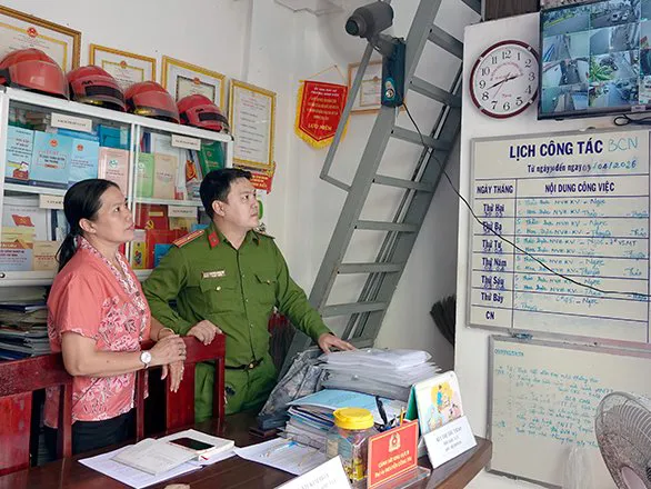 Làm theo gương Bác Hồ
