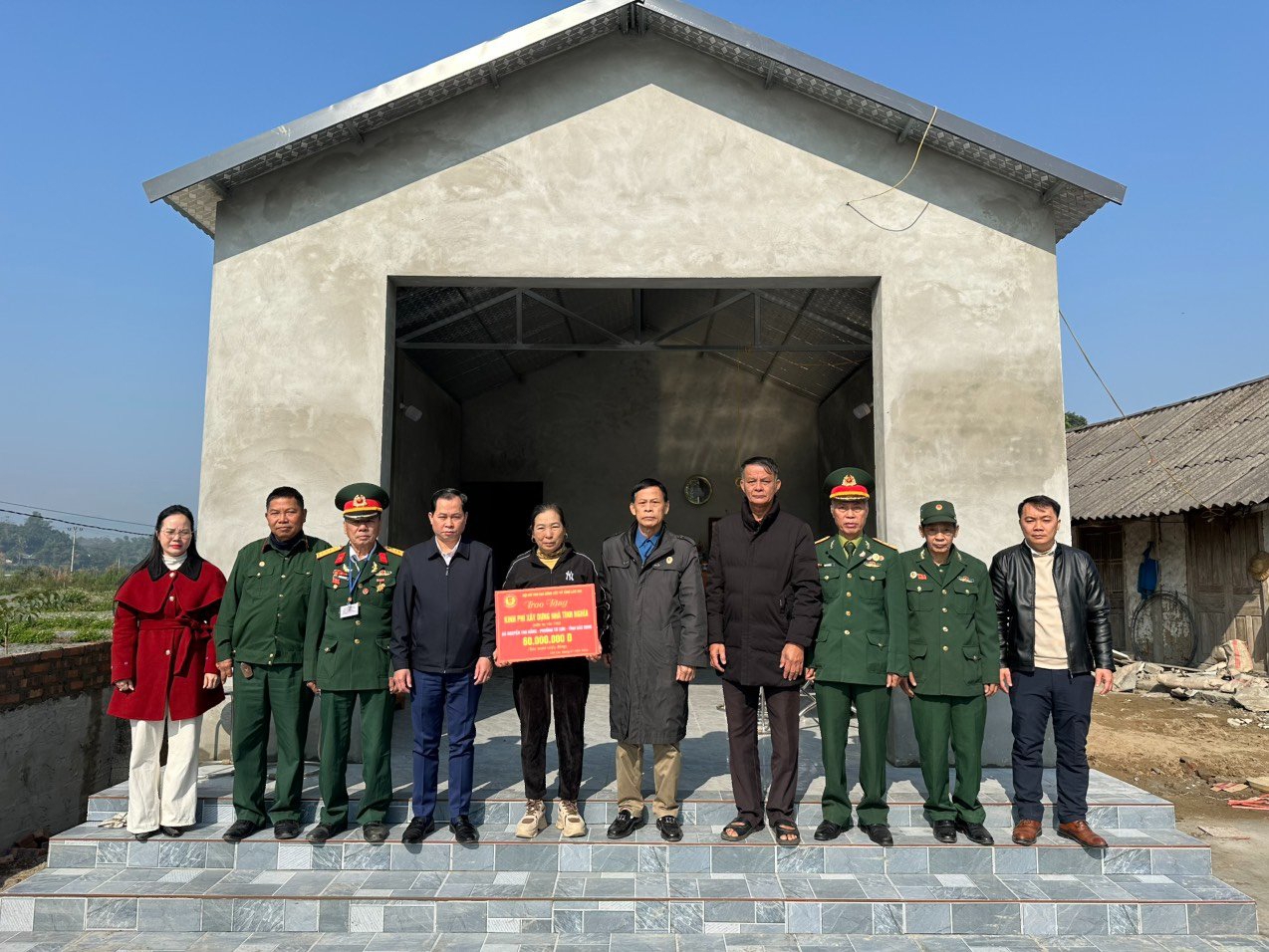 Lào Cai: Ấm áp lễ bàn giao "Căn nhà nghĩa tình" những ngày đầu xuân