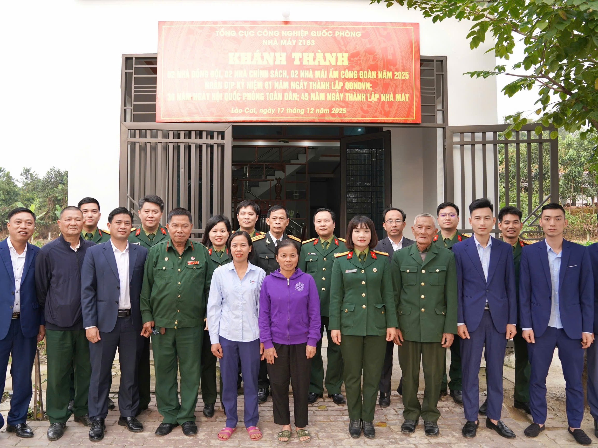 Lào Cai: Nhà máy Z183 bàn giao 6 căn nhà tình nghĩa cho các gia đình chính sách