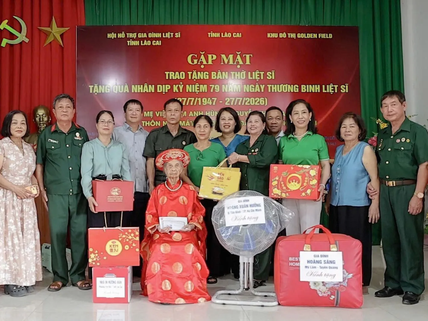 Lào Cai: Tri ân các Mẹ Việt Nam Anh hùng nhân kỷ niệm 79 năm Ngày Thương binh - Liệt sĩ.