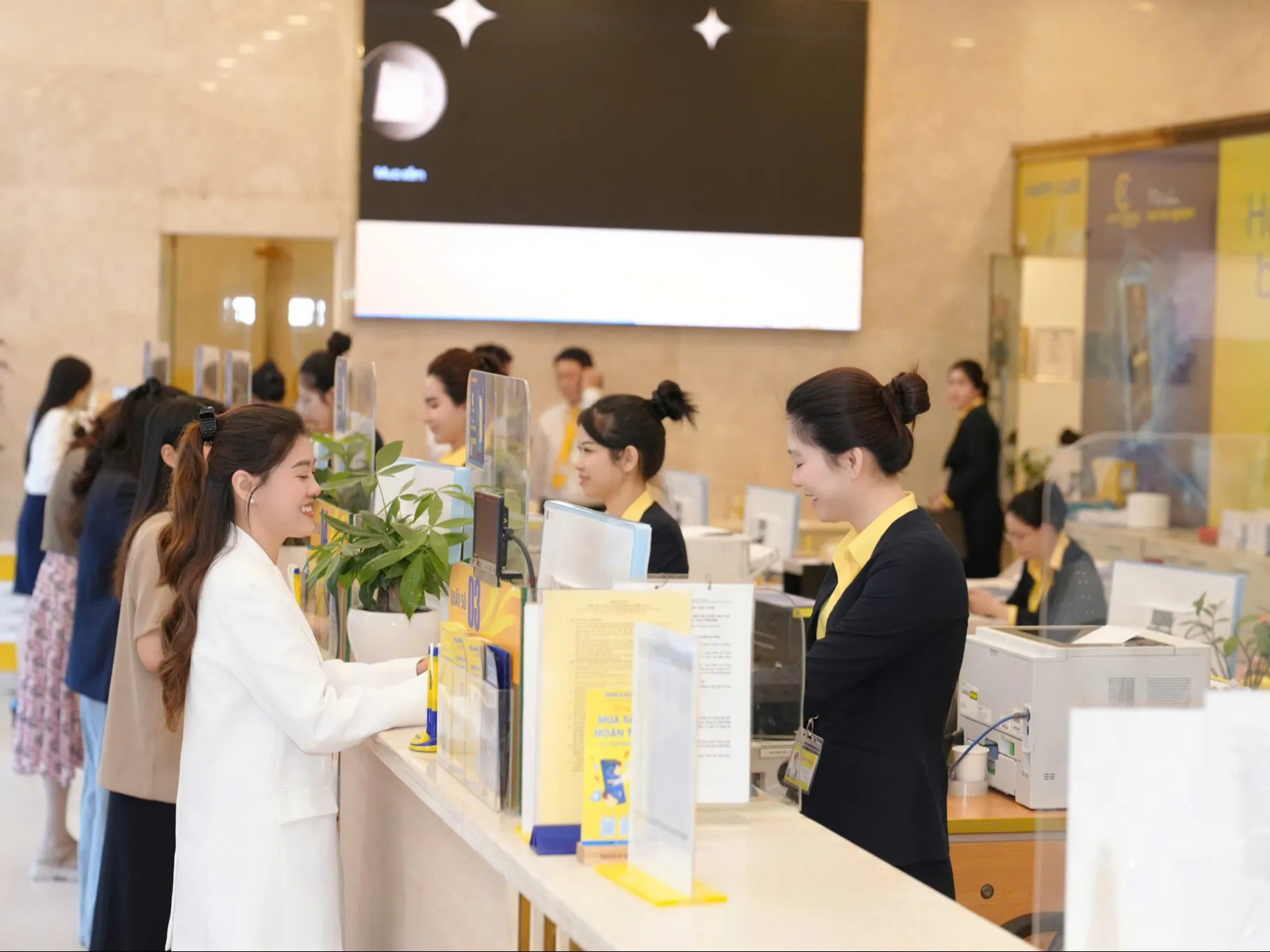 Nam A Bank tăng trưởng bứt phá, lãi hơn 4.700 tỷ đồng trong 9 tháng đầu năm 2026