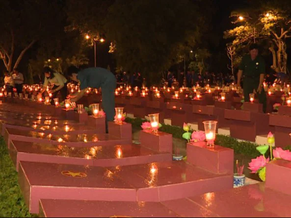 Nhớ ơn những người con bất tử...