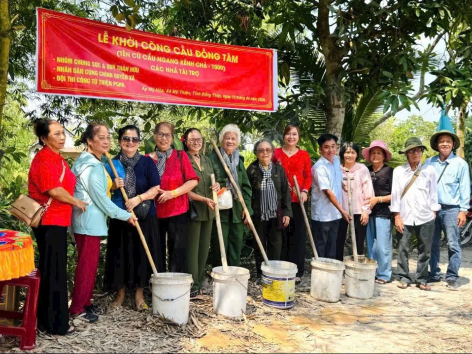 Nhóm Chung Sức- TP. Hồ Chí Minh: Khởi công xây cầu Đồng Tâm tại tỉnh Đồng Tháp