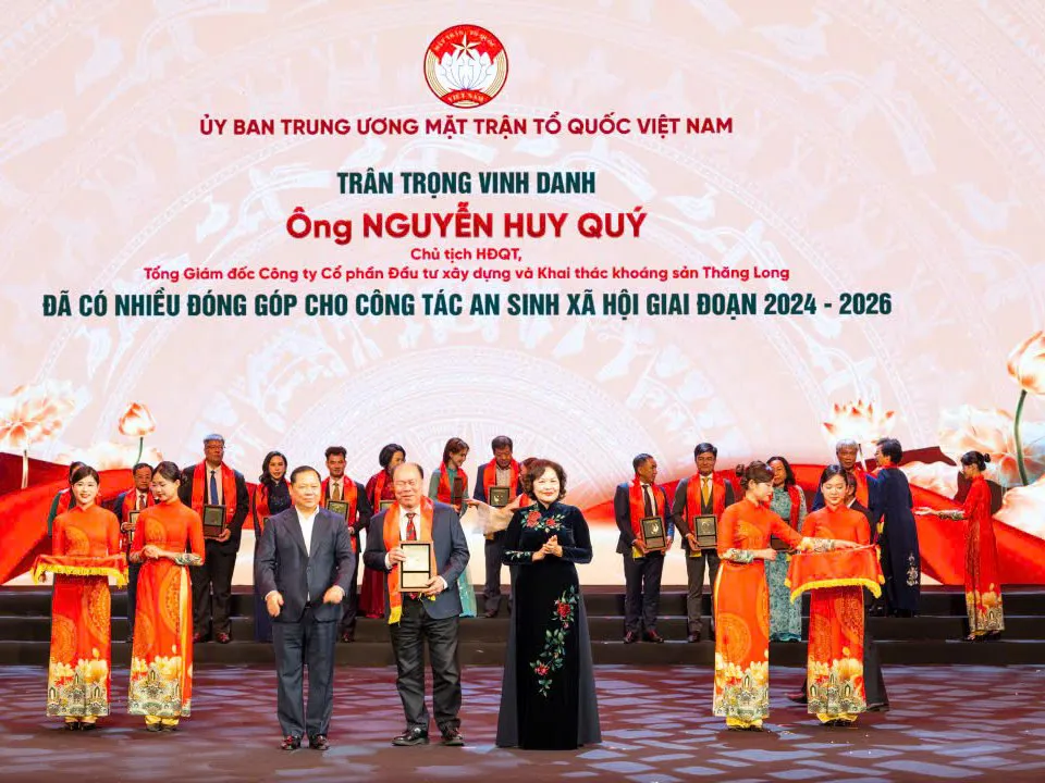 Ông Nguyễn Huy Quý, Tổng giám đốc Công ty CP Xây dựng và khai thác khoáng sản Thăng Long được vinh danh vì đóng góp cho an sinh xã hội giai đoạn 2024–2026