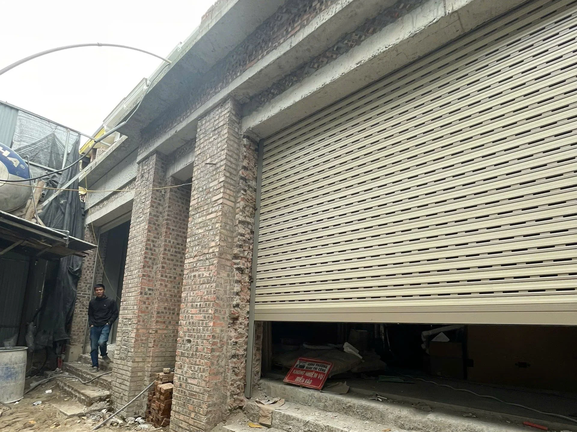 Phường Cầu Giấy: Nỗi băn khoăn còn đó sau lời hứa của chính quyền