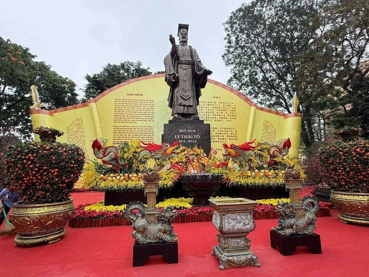 Sun Group dành tặng Hà Nội không gian hoa xuân rực rỡ tại khu vực tượng đài Lý Thái Tổ