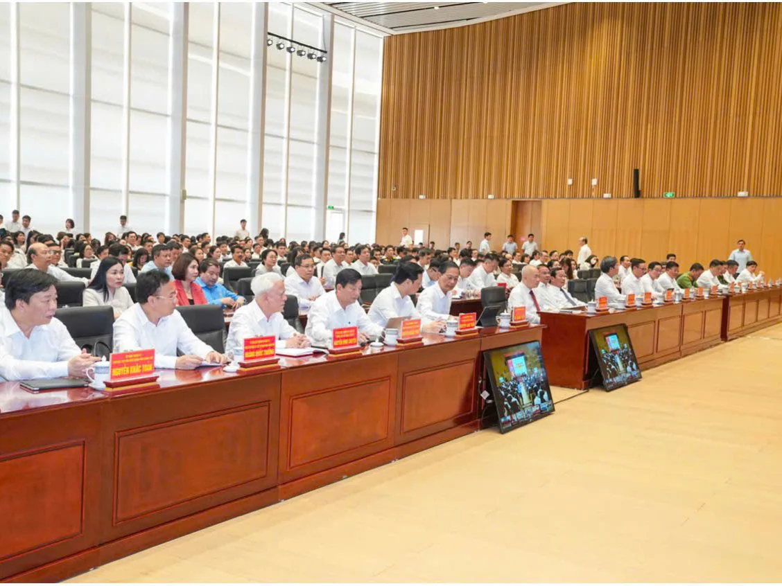 Thủ tướng Chính phủ Lê Minh Hưng tiếp xúc cử tri, báo cáo kết quả Kỳ họp thứ Nhất, Quốc hội khóa XVI