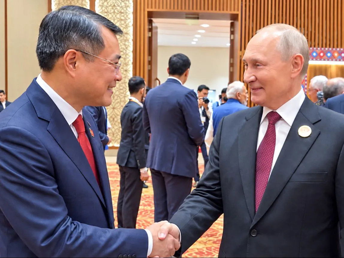 Thủ tướng Lê Minh Hưng gặp lãnh đạo các nước, tổ chức quốc tế