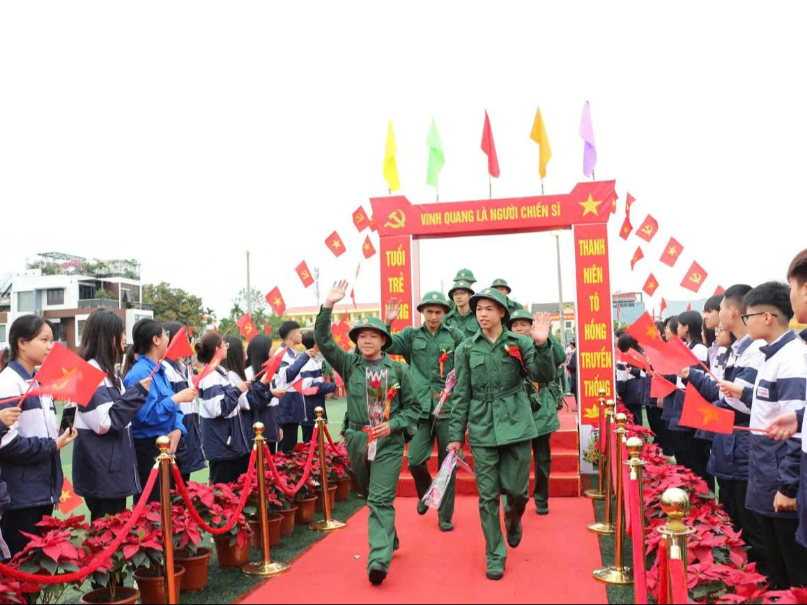 TP.Hải Phòng rộn ràng ngày hội tòng quân