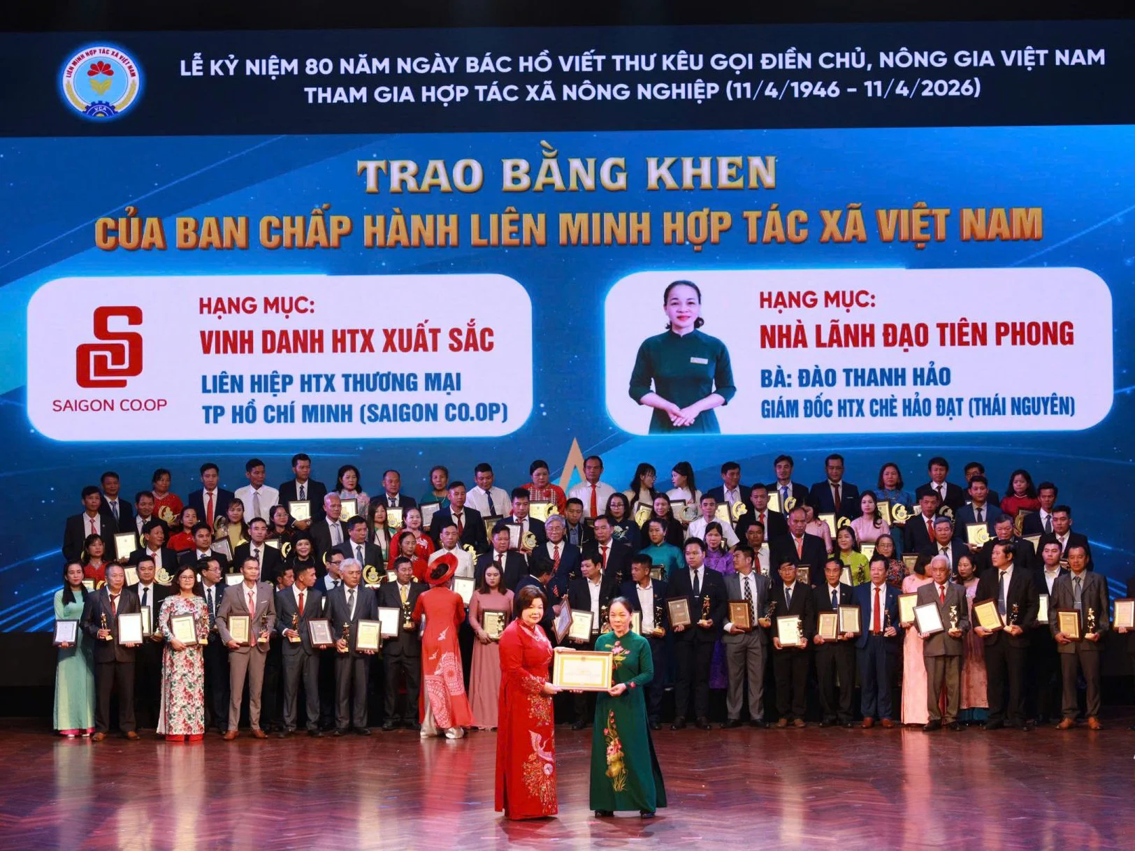 Vinh danh 100 hợp tác xã, sản phẩm hợp tác xã tiêu biểu