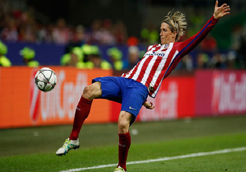 Torres gia hạn hợp đồng với Atletico Madrid thêm 1 năm