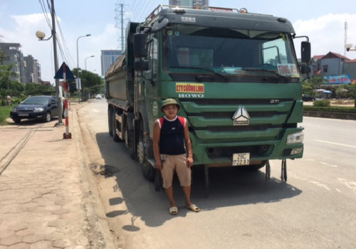 Cảnh sát giao thông Hà Nội truy đuổi lái xe 'hổ vồ' đâm chết người rồi bỏ chạy