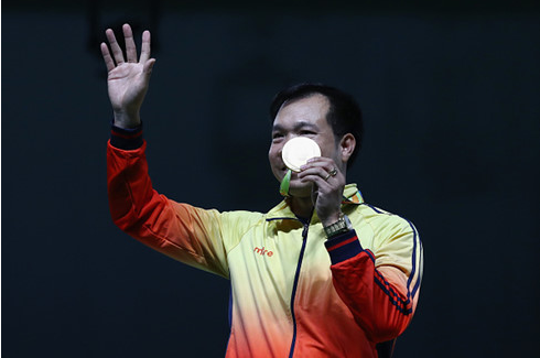 Hoàng Xuân Vinh lập kỷ lục, giành HCV cho thể thao Việt Nam ở Olympic