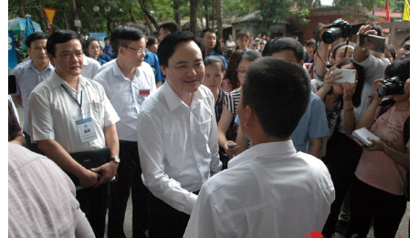 Bộ trưởng Phùng Xuân Nhạ đề nghị trường tốp trên công bố lại điểm sàn