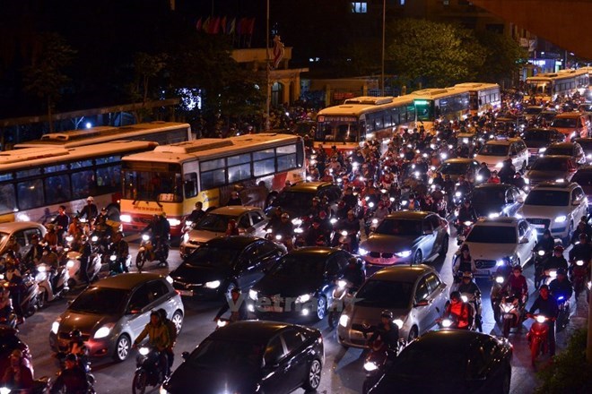 Nếu Hà Nội ‘ngăn sông cấm chợ’ sẽ gây bức xúc về phân biệt vùng miền