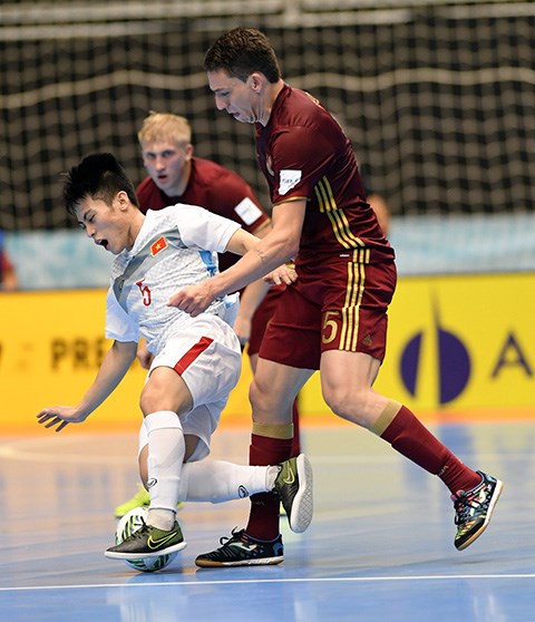 Thua đậm Nga, Futsal Việt Nam vẫn ngẩng cao đầu rời World Cup