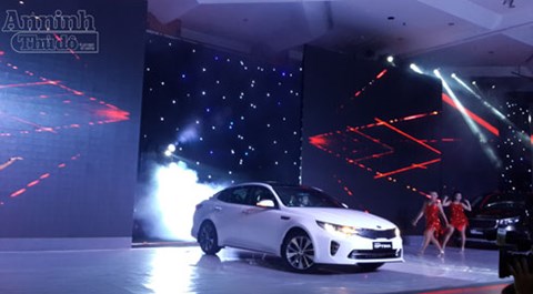 Thaco ra mắt mẫu xe sedan cao cấp Kia Optima mới giá 900 triệu đồng