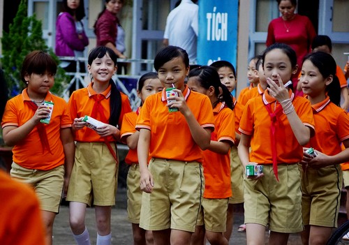 Vinamilk tiên phong đi đầu trong chương trình sữa học đường, vì một Việt Nam vươn cao