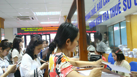 Gây quỹ giúp người nghèo từ nguồn thu nhập cá nhân có phải đóng thuế?