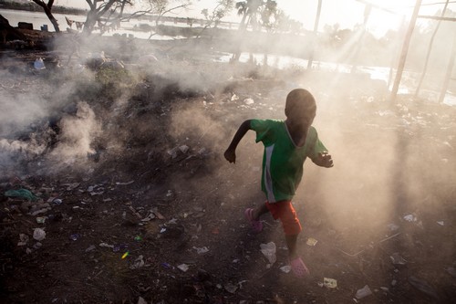 300 triệu trẻ em thế giới hàng ngày hít thở không khí độc hại