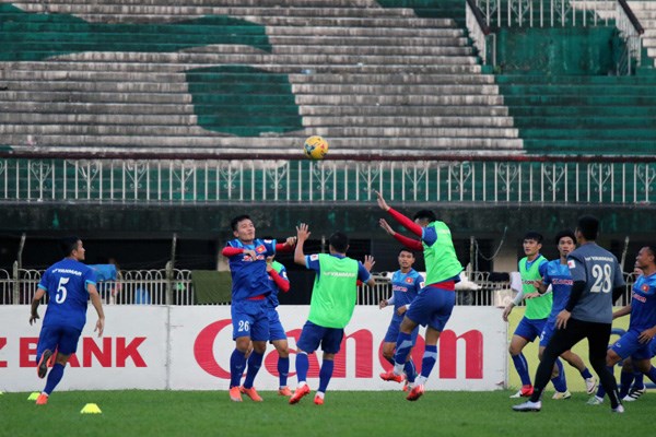 Tuấn Anh đối diện nguy cơ không được ra sân trong trận gặp Myanmar