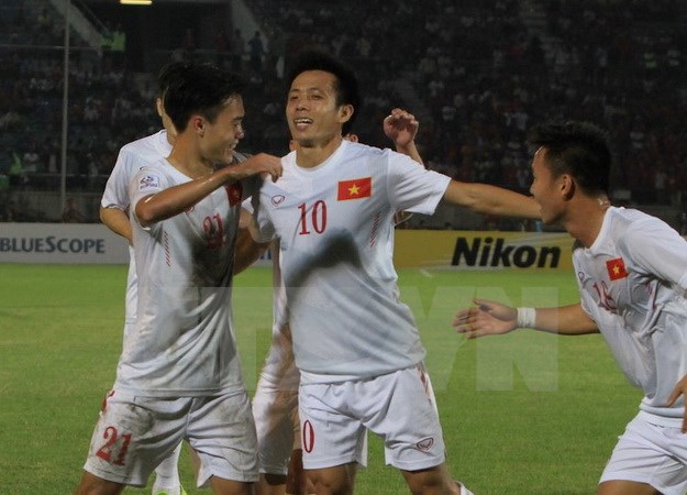 Việt Nam đánh bại chủ nhà Myanmar ở trận ra quân AFF Cup 2016
