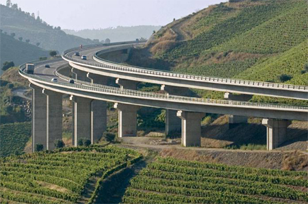 Quảng Ninh: Đầu tư 14.000 tỷ đồng xây dựng cao tốc Vân Đồn - Móng Cái