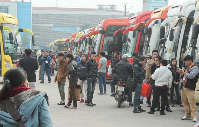 Bộ trưởng Trương Quang Nghĩa: Không để hành khách chậm về quê đón Tết do thiếu xe