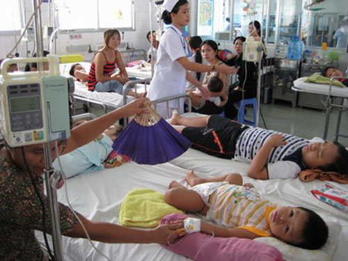 Dịch bệnh sốt xuất huyết bùng phát tại Hà Nội