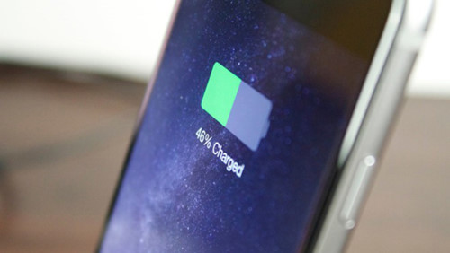 Những mẹo giúp tăng tốc độ sạc pin cho iPhone
