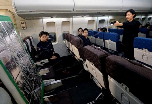 Tiếp viên hàng không Hàn Quốc được phép dùng súng điện trấn áp kẻ nổi loạn
