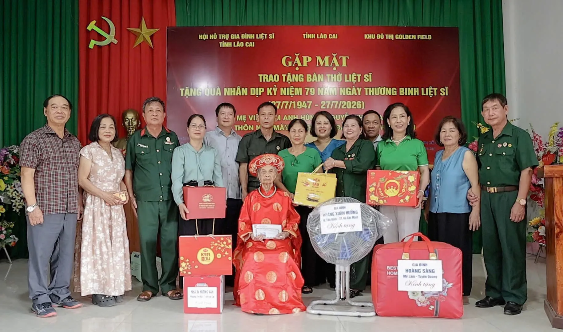 Lào Cai: Tri ân các Mẹ Việt Nam Anh hùng nhân kỷ niệm 79 năm Ngày Thương binh - Liệt sĩ.