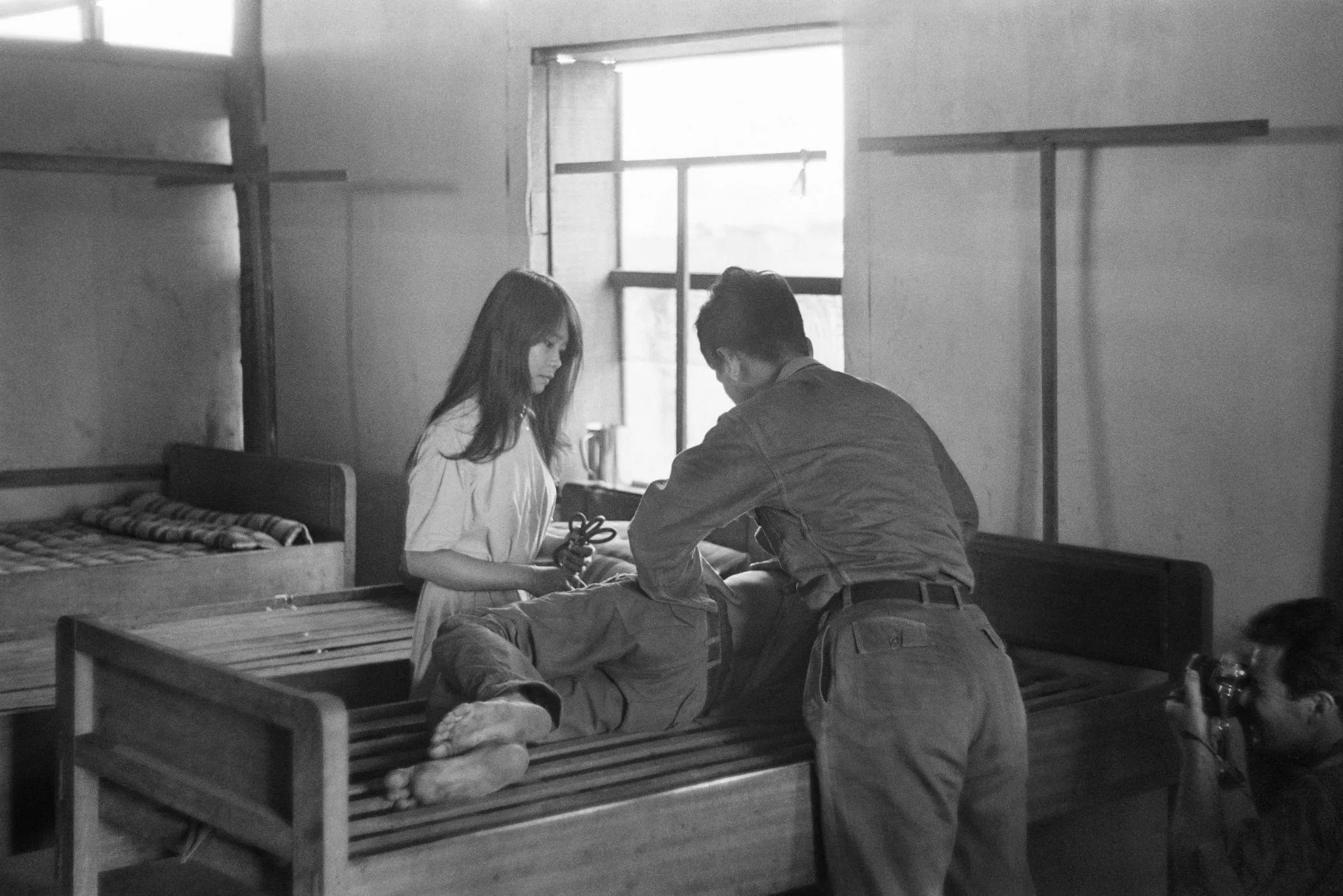 Tuổi 20 đẹp mãi cùng mùa xuân: Đêm liên hoan trước giờ trở lại chiến trường