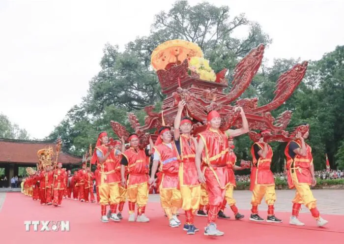 Đưa hệ giá trị quốc gia, văn hóa, gia đình thấm sâu vào đời sống xã hội