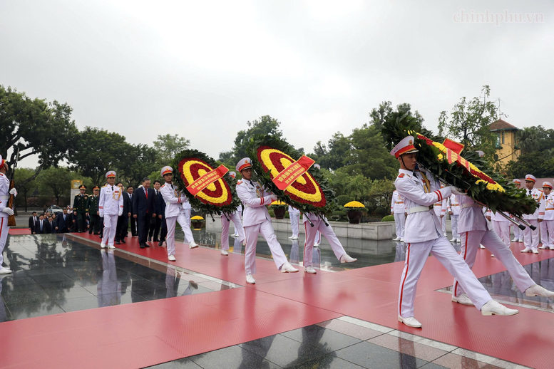 81 năm Quốc khánh: Lãnh đạo Đảng, Nhà nước vào Lăng viếng Chủ tịch Hồ Chí Minh