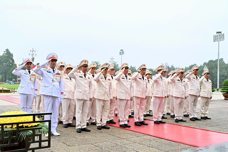 81 năm Quốc khánh: Lãnh đạo Đảng, Nhà nước vào Lăng viếng Chủ tịch Hồ Chí Minh
