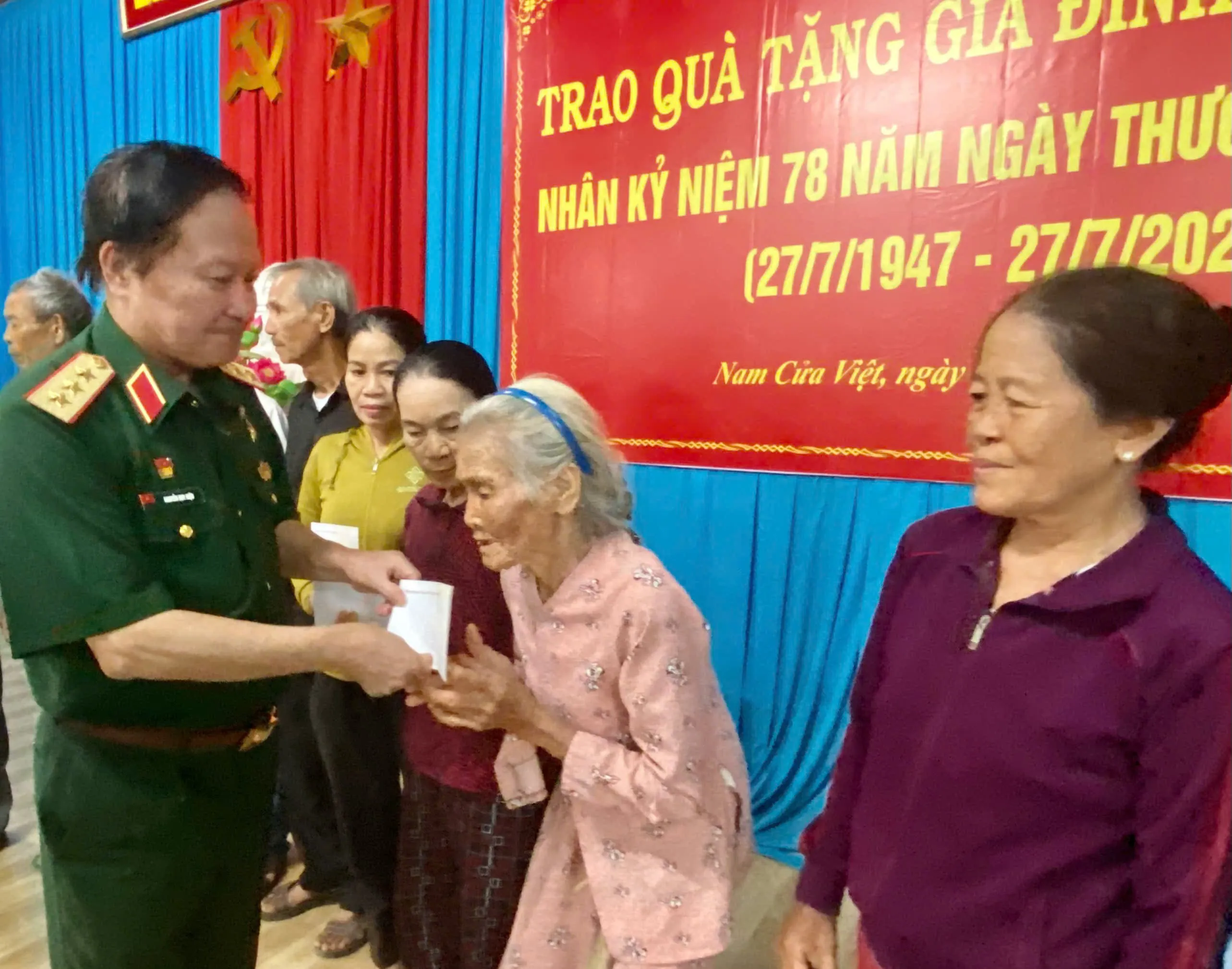Thượng tướng Nguyễn Huy Hiệu và hành trình tìm về những địa chỉ đỏ của ký ức